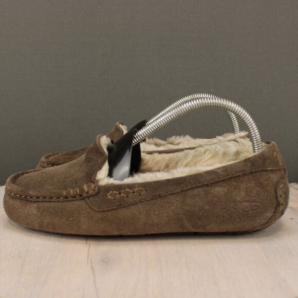 UGG Suede Shearling Slippers Slip On Womens 8 Brown Comfort - Picture 5 of 10